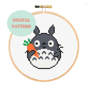 Totoro avec carotte point de croix - Instructions PDF